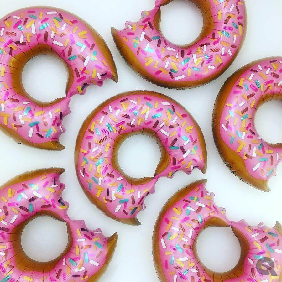 Globo Metálico de Dona Rosquilla Mordida Grande para Fiestas y Cumpleaños 36 / 91 cm 1 pza Ideática Gourmet