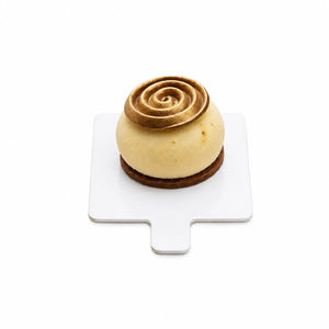 Platito Charolita o Base Cuadrado con Asa de Carton Laminado para Canapes o Postres Catering 50 pzas