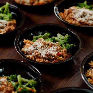 Contenedor con Tapa para Alimentos, Ensaladas o Comida Plastico Redondo  - ( 10 Pzas / 50 Pzas ) IN